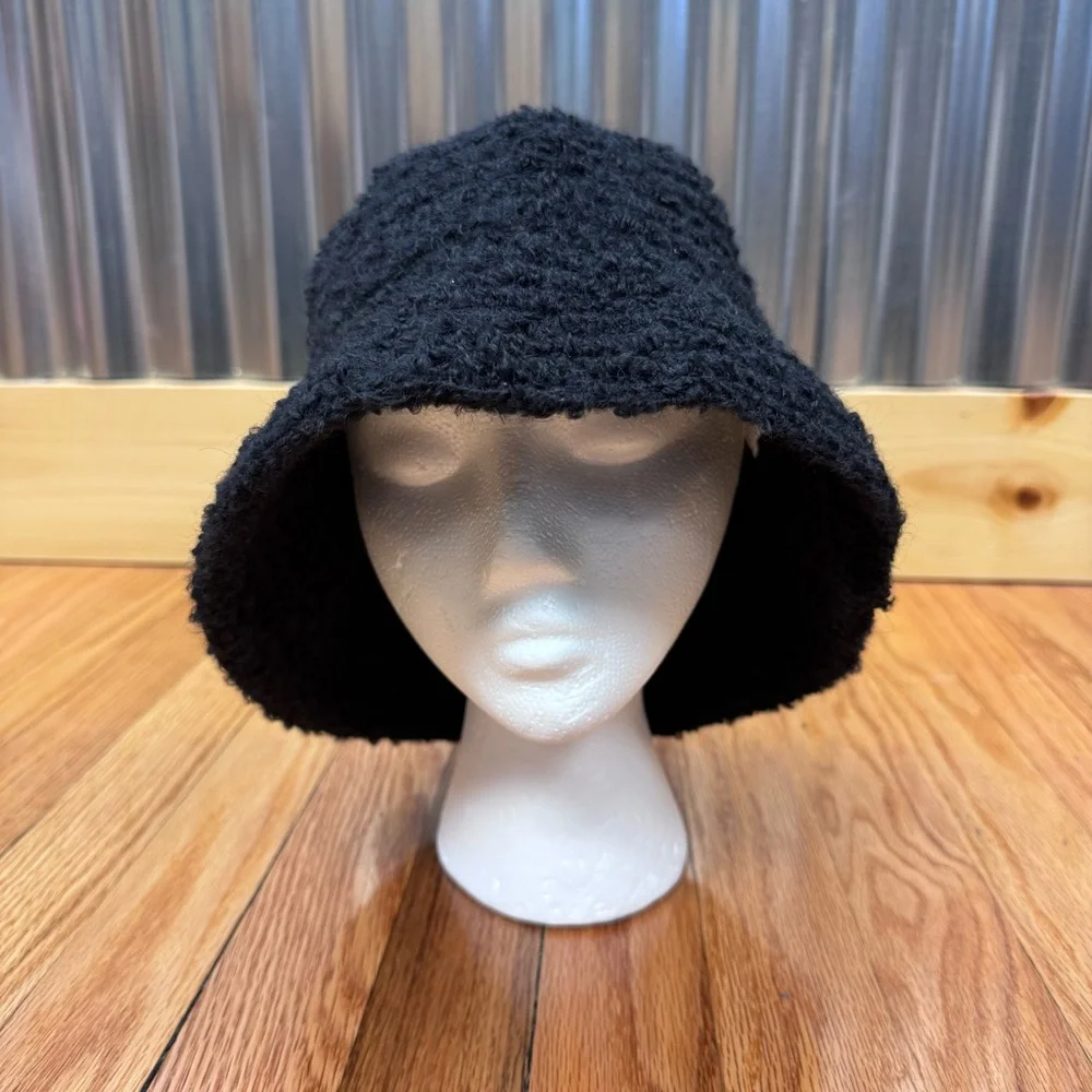 Vintage Liz Claiborne Textured Tweed Black Bucket Hat